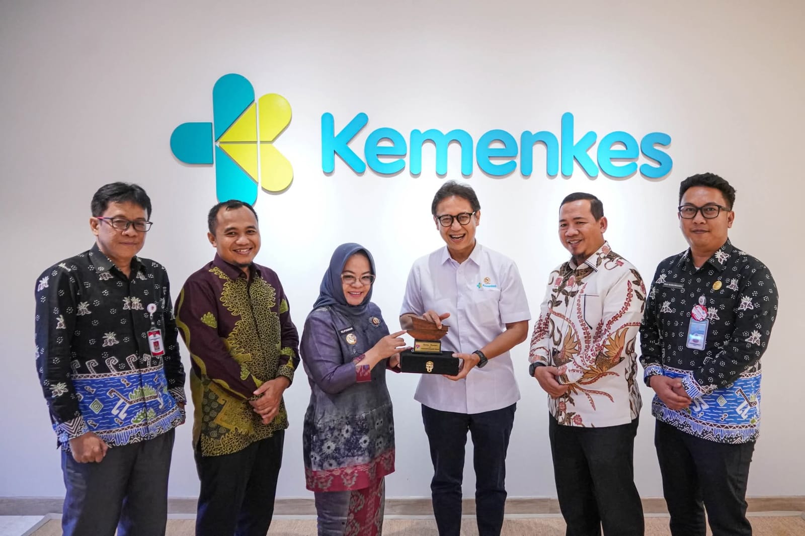 Bupati Mesuji Jemput Bola ke Menteri Kesehatan RI dalam Upaya Pemerataan Layanan Kesehatan